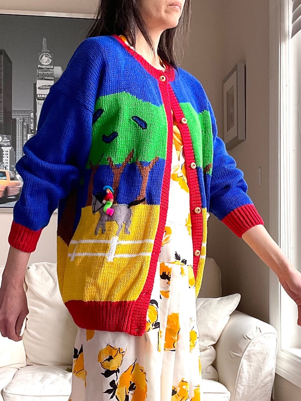 Horseriding themed 3D knit cardigan - Picture 3 of 15